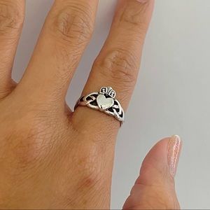 Sterling silver Celtic claddagh ring, claddagh ring, Celtic ring, silver ring